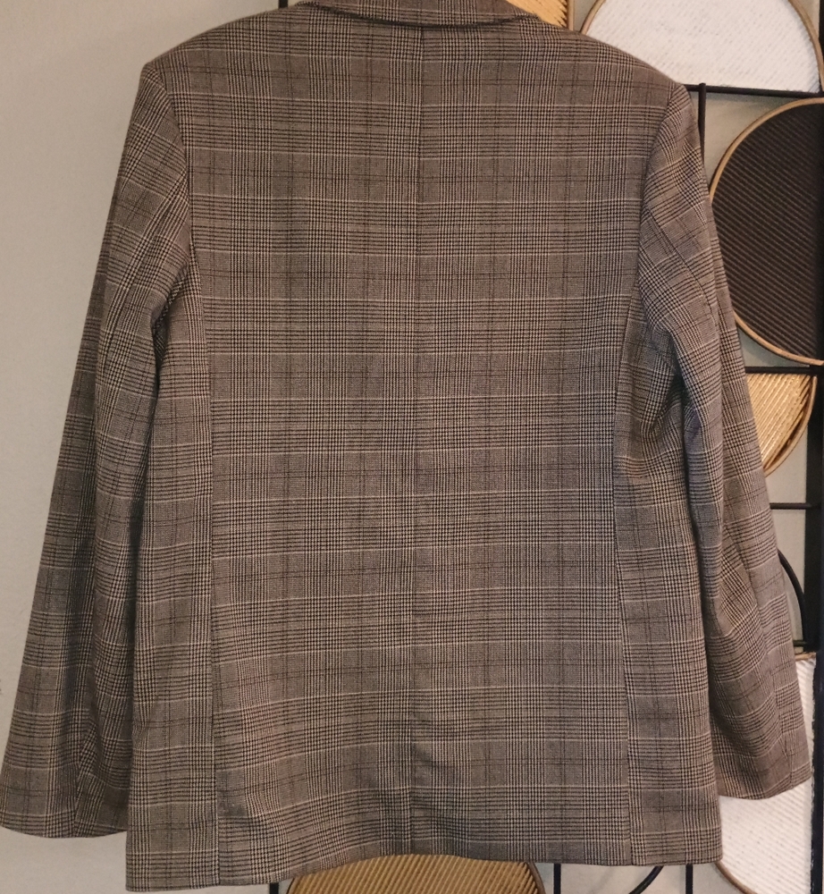 4/$25 H&M Blazer, XS - Picture 2 of 5